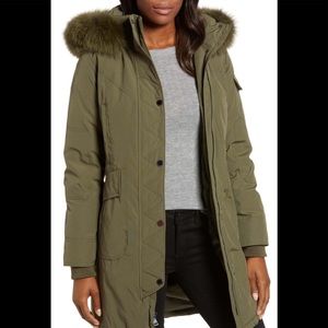 1 Madison Expedition Down & Feather Fox Fur Trim